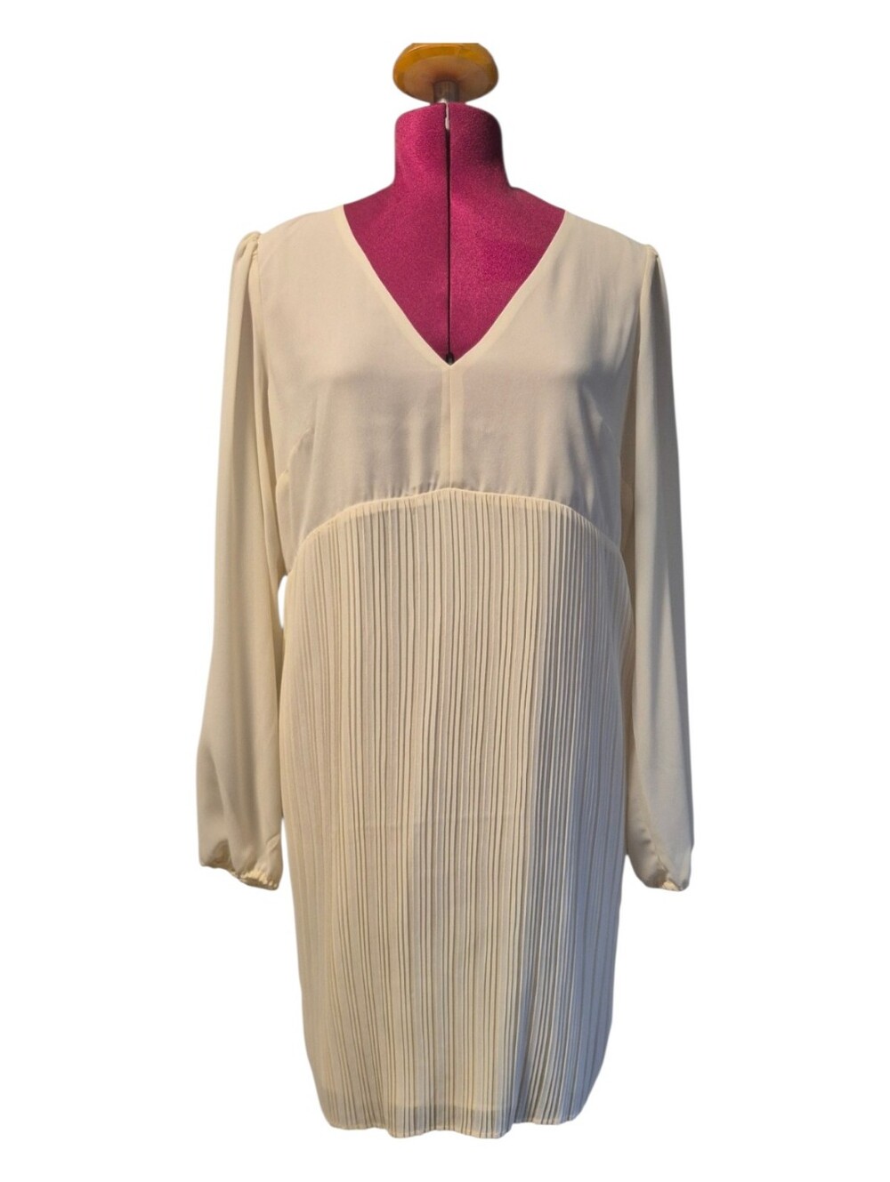 Joe Fresh Cream V-Neck Long Sleeve Pleated Dress, Sz L